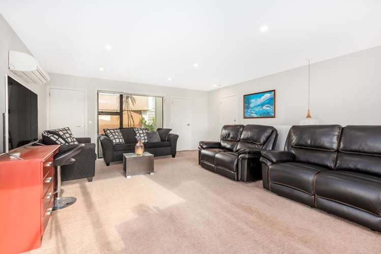 32 Tea Tree Lane Woodridge_7