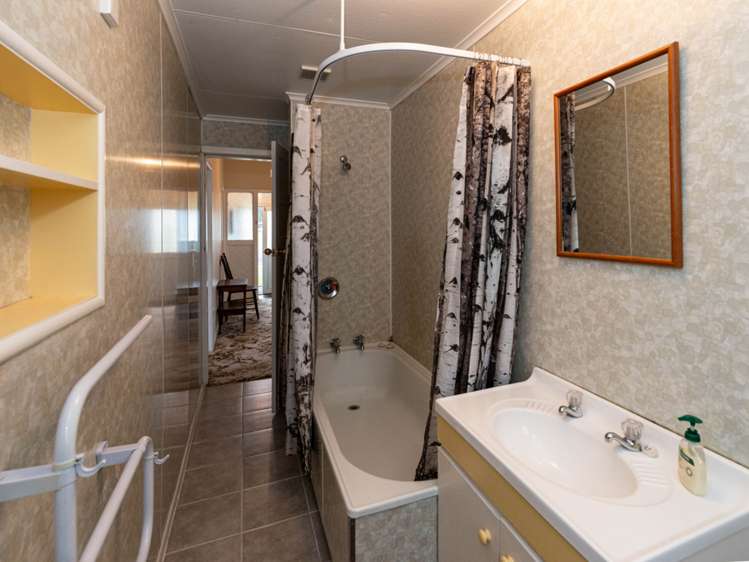 1 Pitt Street Raetihi_12