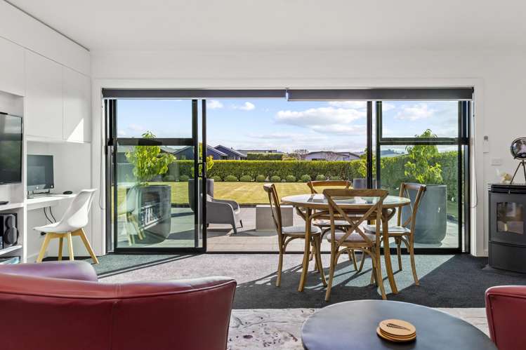 20 Pukenamu Road Rainbow Point_25