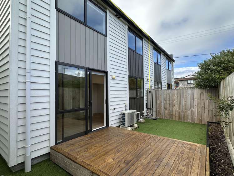 88a Sylvan Crescent Te Atatu South_12