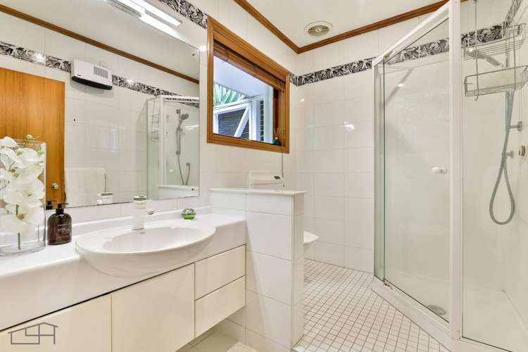 215 Konini Road Titirangi_19