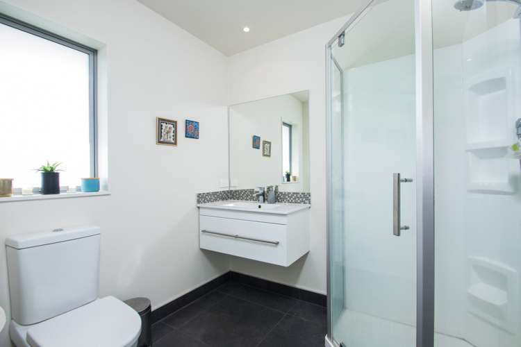 318 Birdwood Road Massey_12