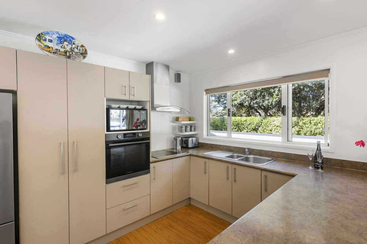 1 Staincross Street_5