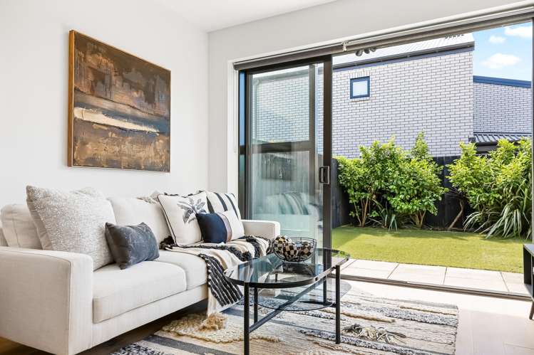 6 Desalt Drive Hobsonville_10