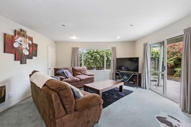 2/44 Shakespeare Road Waltham_3