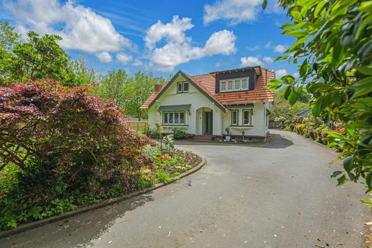 207 Victoria Avenue_0