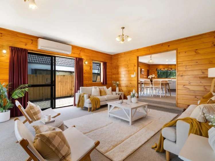 74 Iles Road 1095_1
