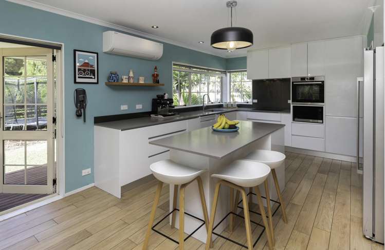 26 Bernie Edwards Place Botany Downs_4