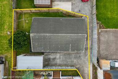 2/80 Kenderdine Road_2