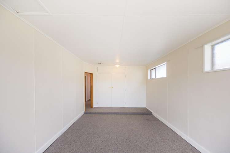 83 Main Street Foxton_17