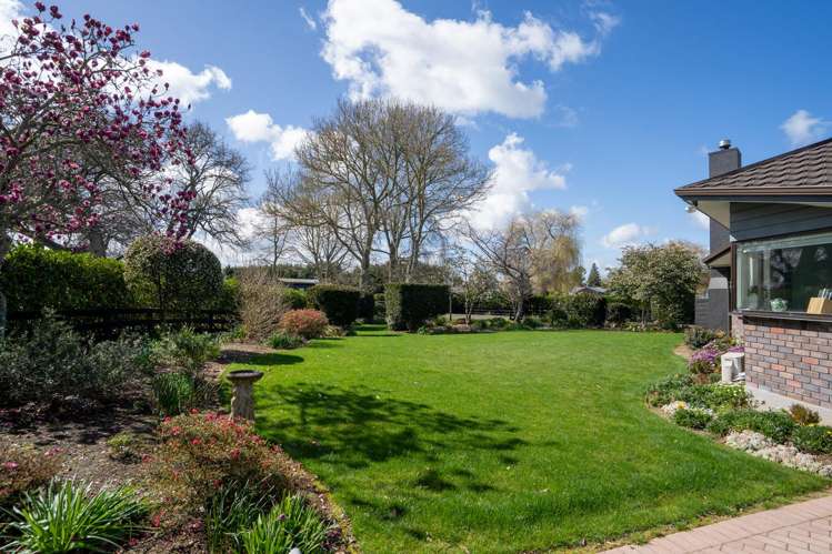 347 Racecourse Road Cambridge_24