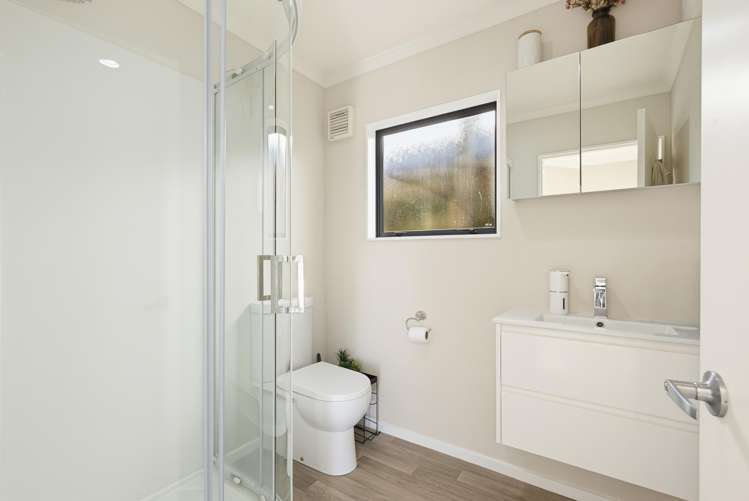 2 Beazley Avenue Paparangi_10