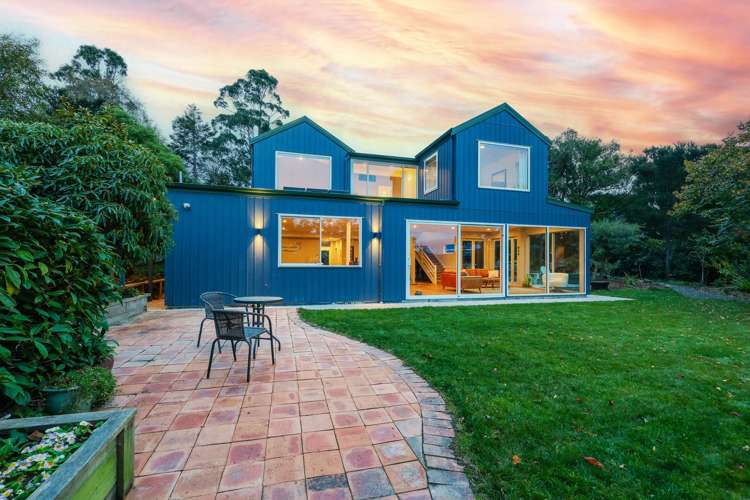 8 Short Street Waitati_34