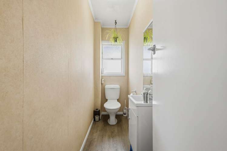 48 Youngs Road Papakura_14