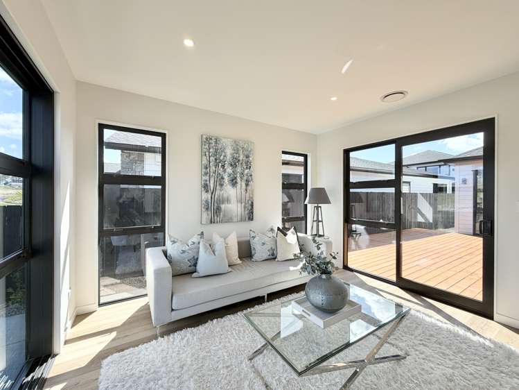 407 Te Taruna Drive Milldale_2