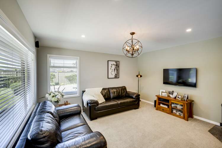 6 Pelorus Avenue Poraiti_8