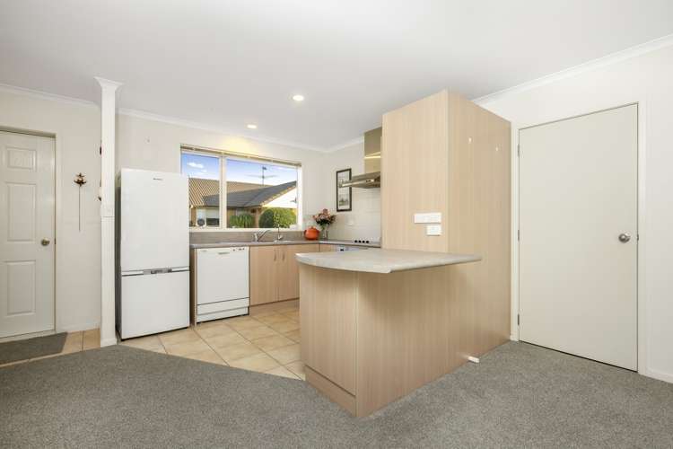 10/262 Centreway Road Orewa_6