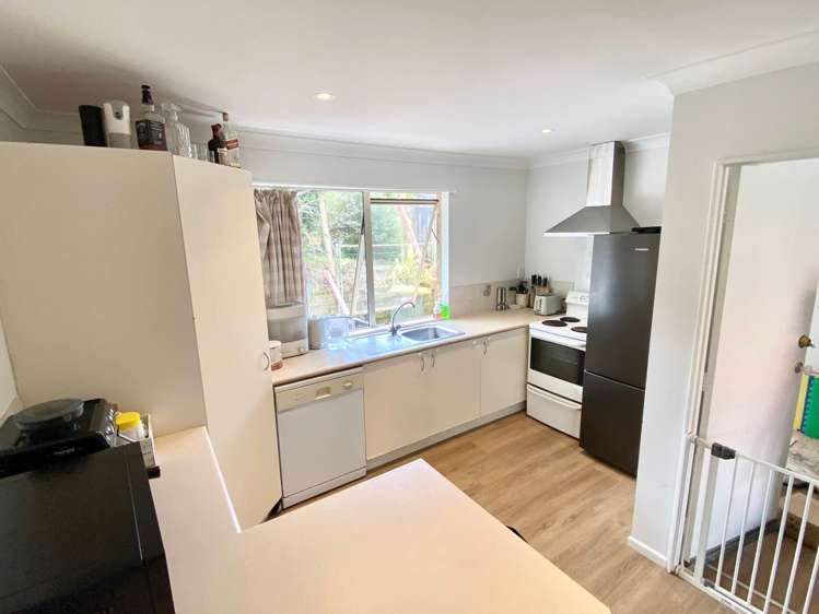 49 Donald Street Stanmore Bay_5