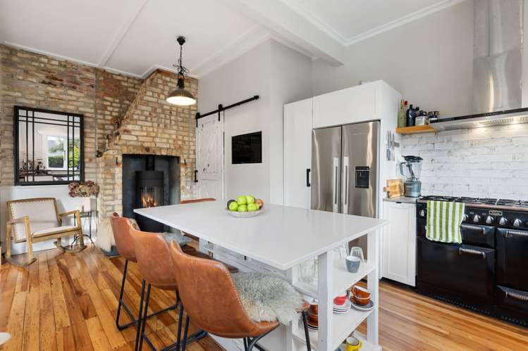 11 St Winifreds Avenue Hamilton East_9