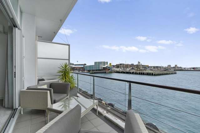 2/143 Quay Street 10015_2