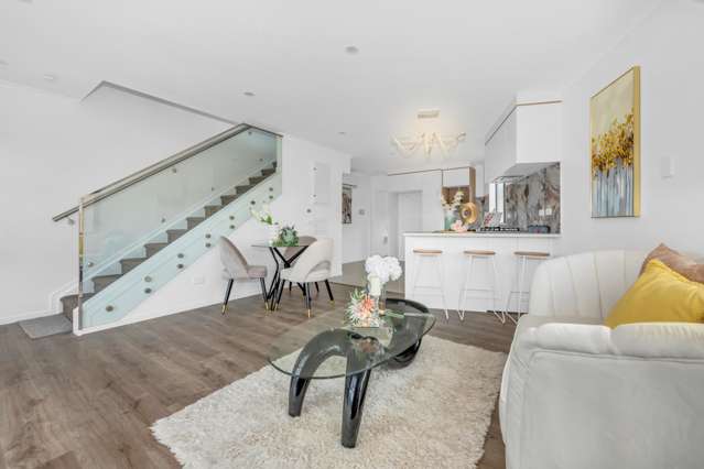 Lot4/6 Tua Place Favona_4