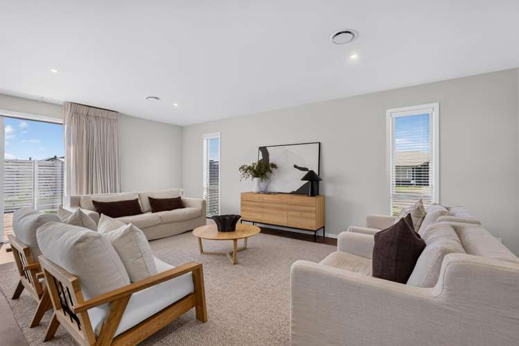 1/11 West Place Greenmeadows_4