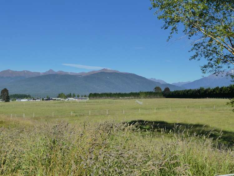 52 Black Lane Te Anau_2