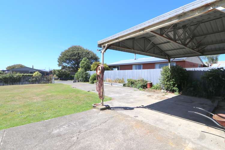 5 Ottrey Street Clifton_9