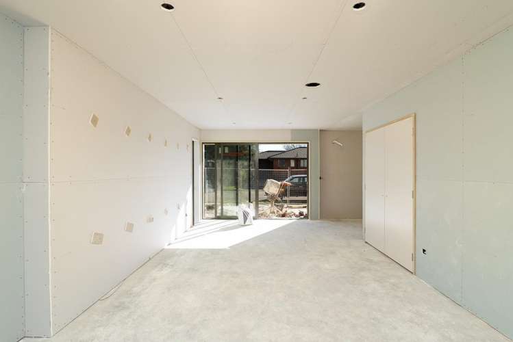 1-6/2 Deloraine Street Somerfield_6