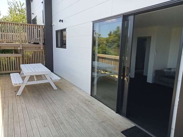 2/1 St Abbs Place North Dunedin_2