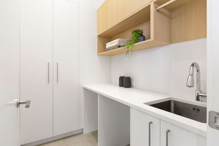 7/14 Tamariki Avenue Orewa_16