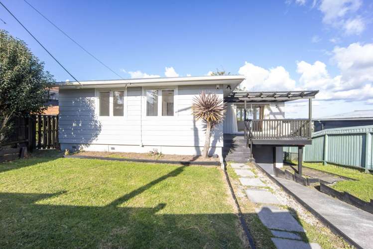 44 Chorley Avenue Massey_1