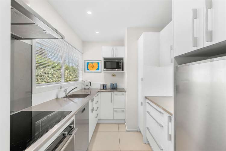 1/106 Leinster Road Merivale_9