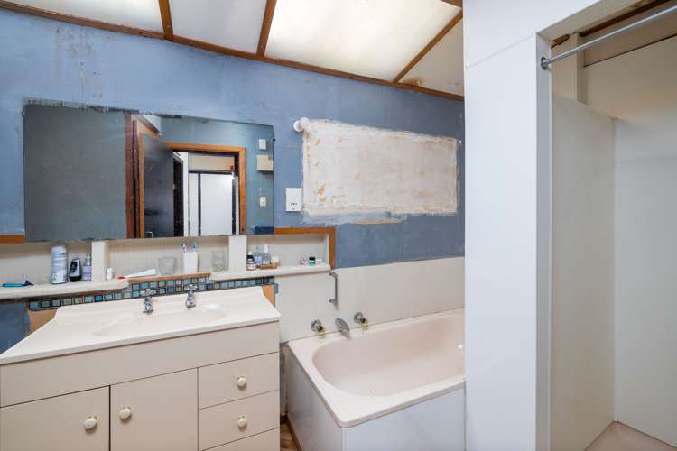 10 Bridle Path Lyttelton_11