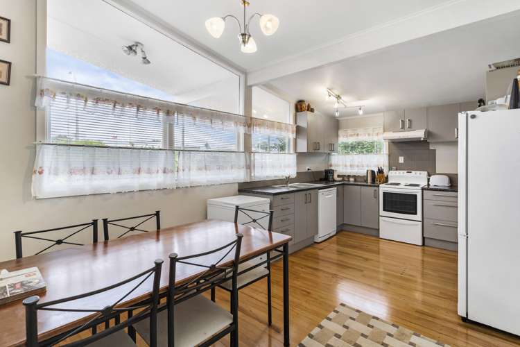 20 Swallow Drive Manurewa_9