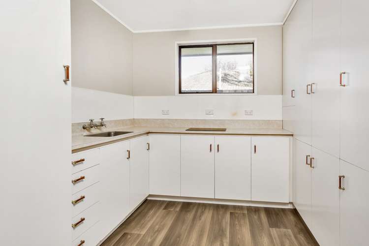 2/33 Seymour Street Hornby_8