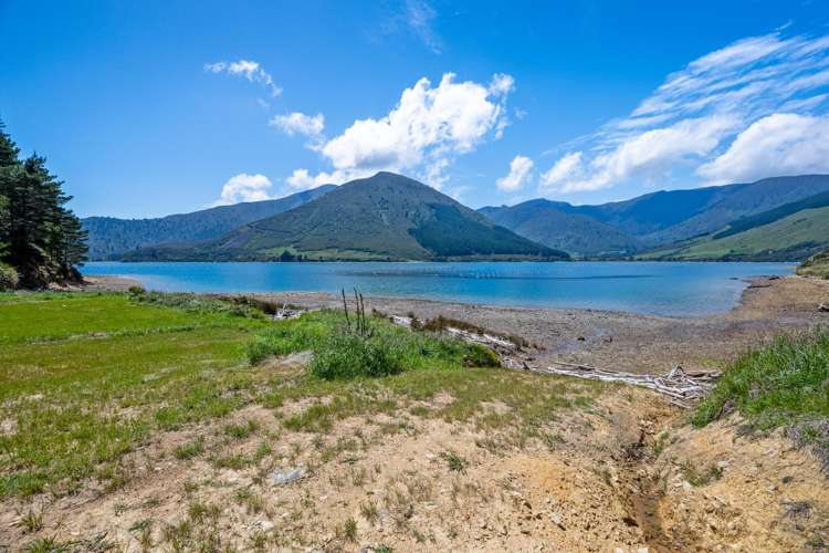 815 Manaroa Road Marlborough Sounds_18