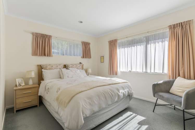 75/42e Main Road Tawa_10