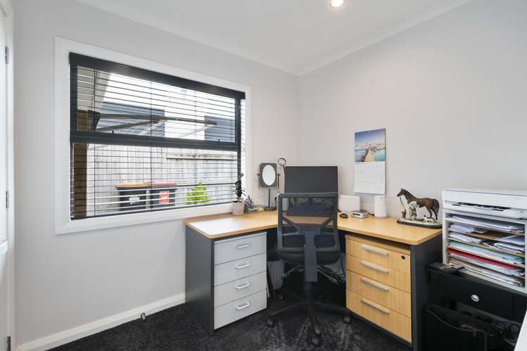 9 Saint Heliers Grove Fitzherbert_31