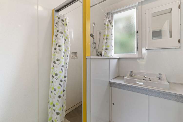 1 Jellicoe Road Manurewa_11