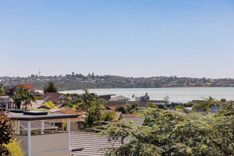 35 Oliver Road Eastern Beach_16