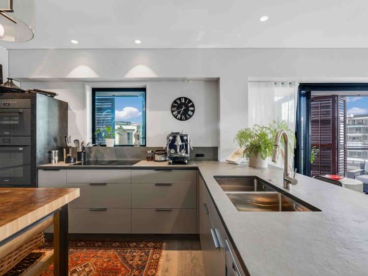 301/121 Customs Street West 10015_7