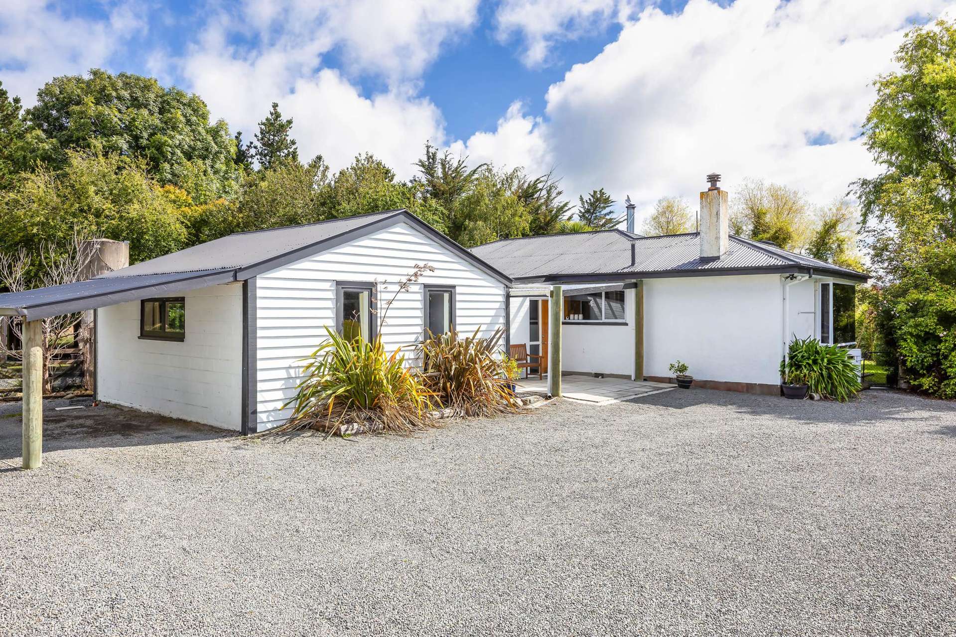 707 Loburn Whiterock Road Loburn_0