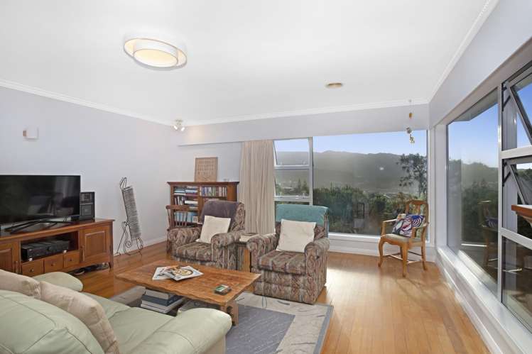 13 Wilmshurst Place Tawa_7