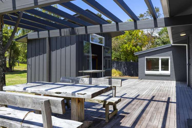 166 State Highway 1 Waitahanui_25