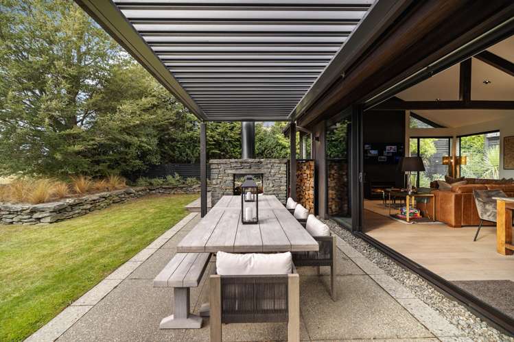 7 Reading Court Jacks Point_38