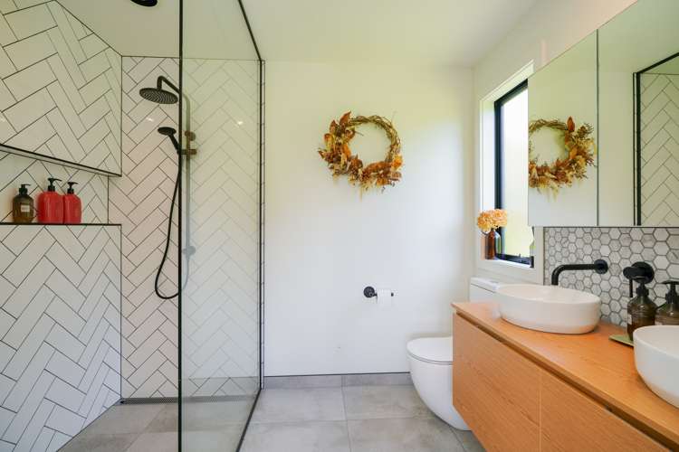 10 Kennedy Way New River Ferry_21