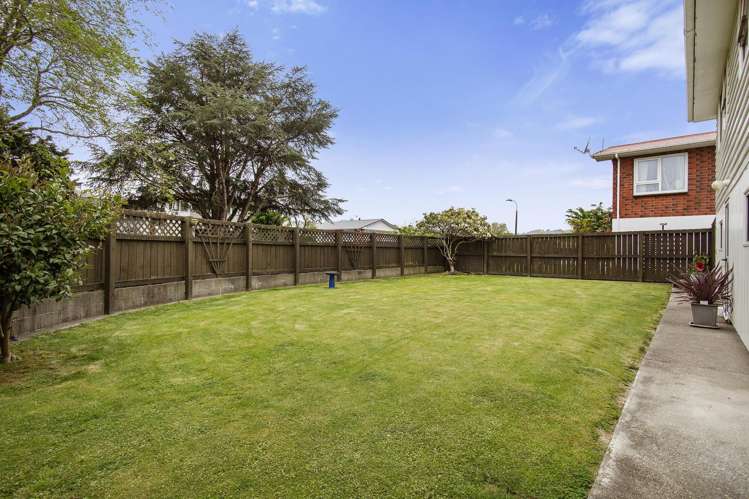 4 Monterey Place Totara Park_18