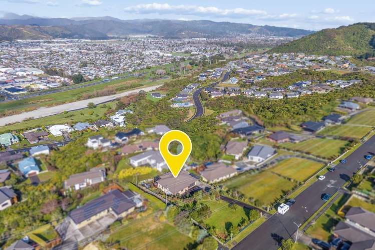 27 Percy Kinsman Crescent Riverstone Terraces_29