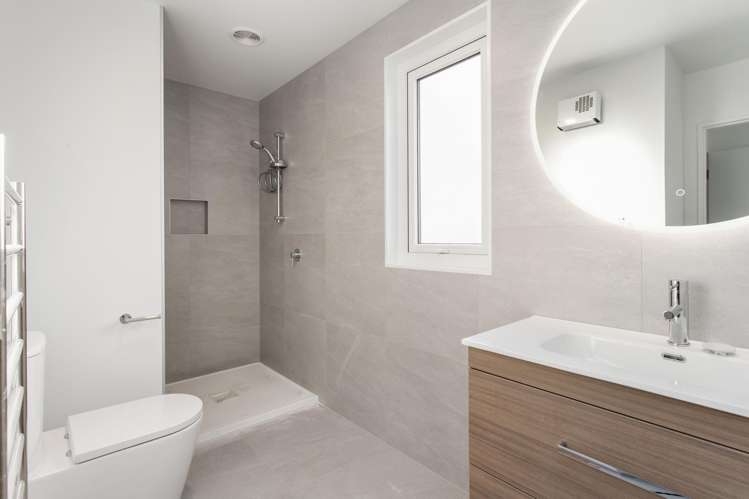 1/37 Evesham Crescent_3
